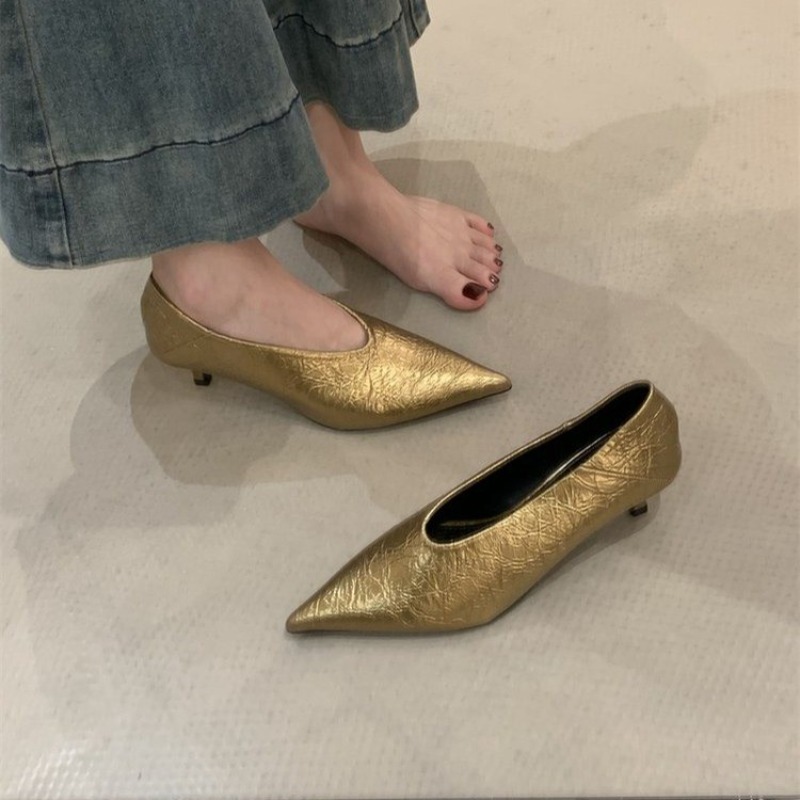 Embroidery Flat Shoes - 2025 Autumn New Commuter Wind Flat