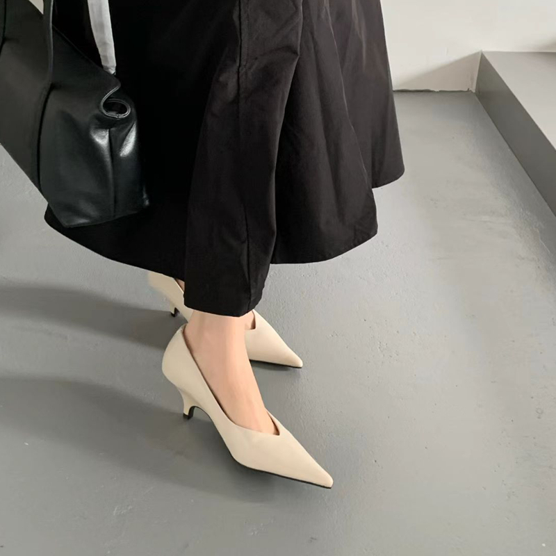 SUOJIALUN 2025 Spring New Bran - Embroidery Flat Shoes review and price